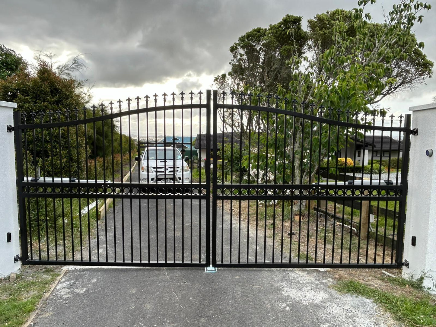 Aluminum Double Swing Gate - FGDS12 - BLACK