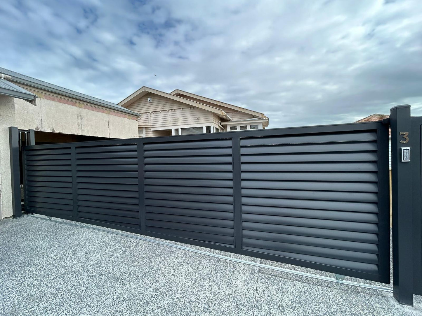 Aluminum Driveway Sliding Gate - Louvre Style - BLACK