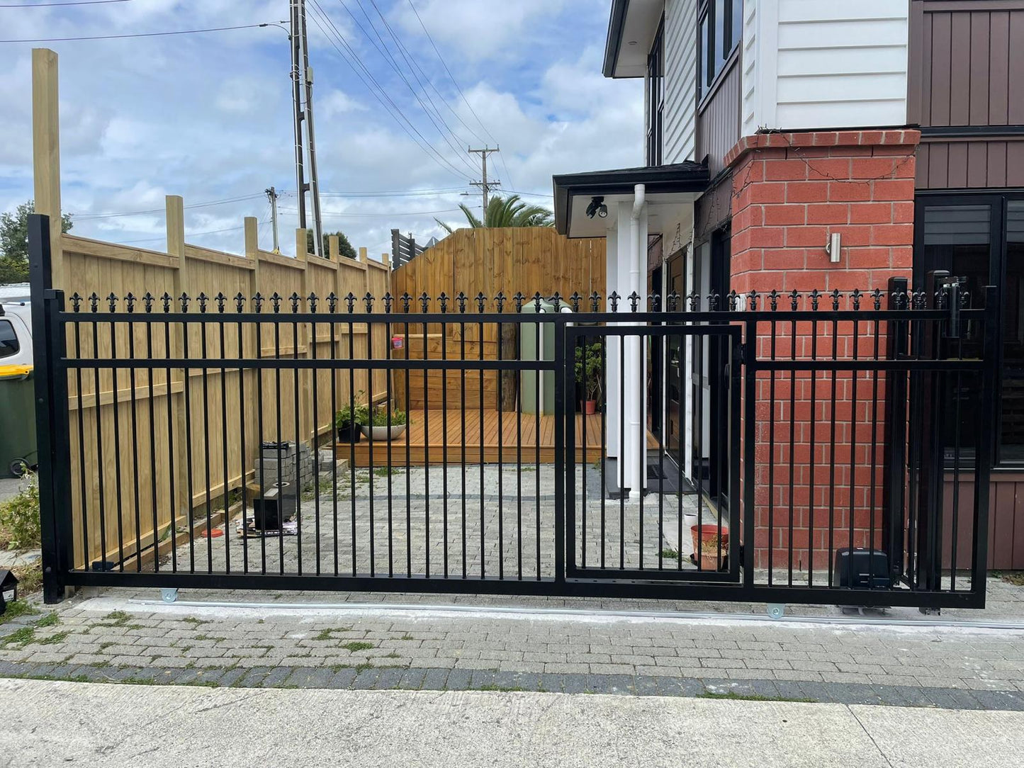 Aluminum Driveway Sliding Gate with Pedestrian Gate inside - Vintage Design - BLACK